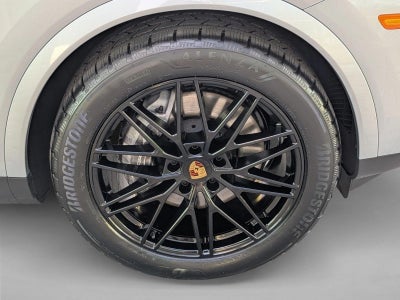 2024 Porsche Cayenne AWD