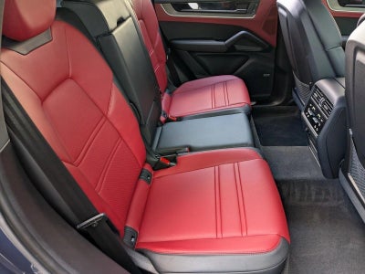 2024 Porsche Cayenne AWD