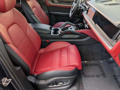 2024 Porsche Cayenne AWD