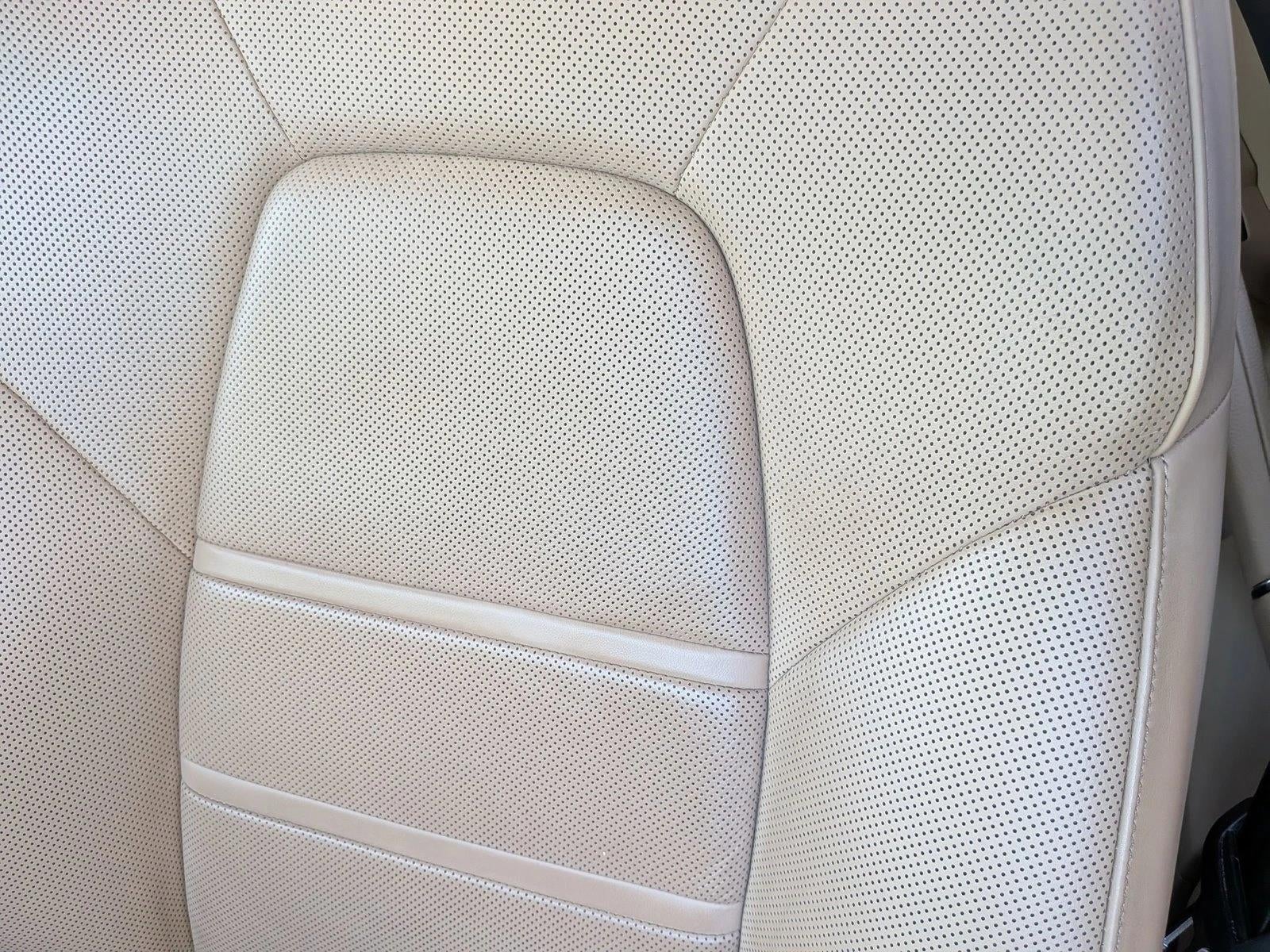 2023 Porsche Cayenne Platinum Edition AWD