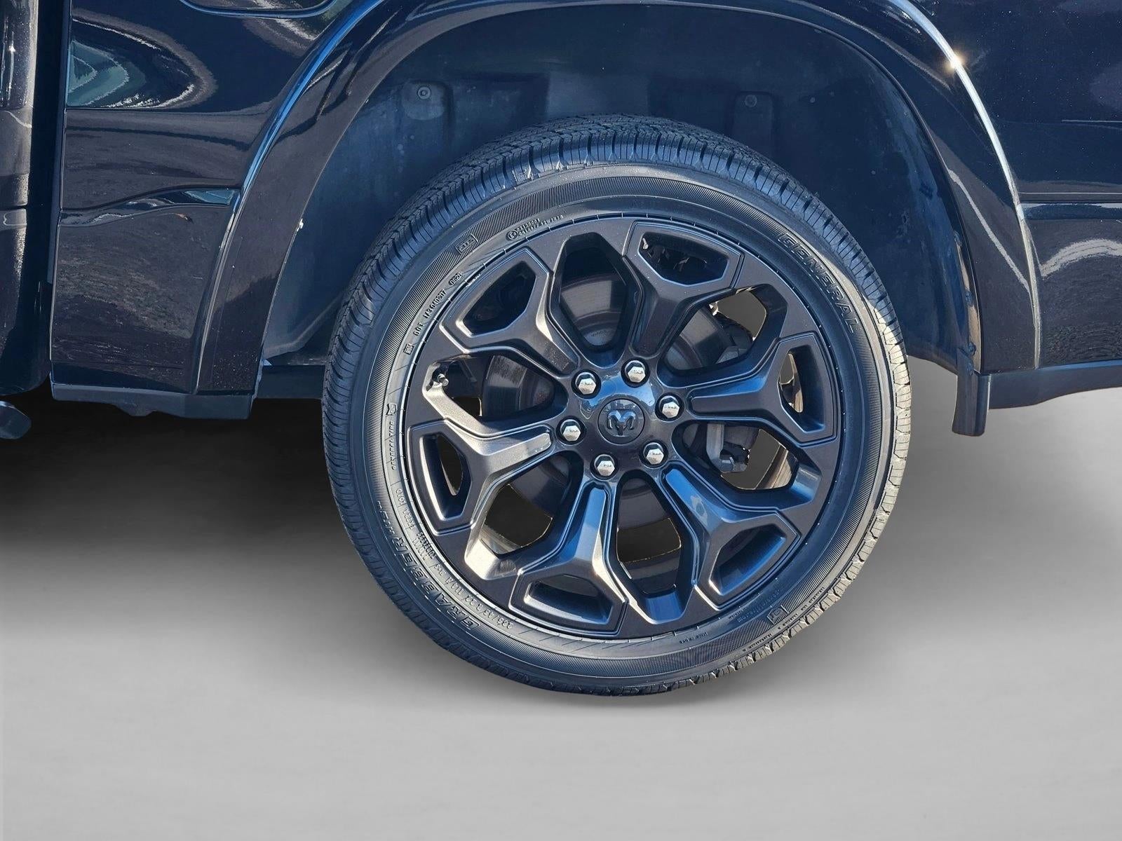 2021 RAM 1500 Limited 4x4 Crew Cab 5'7" Box