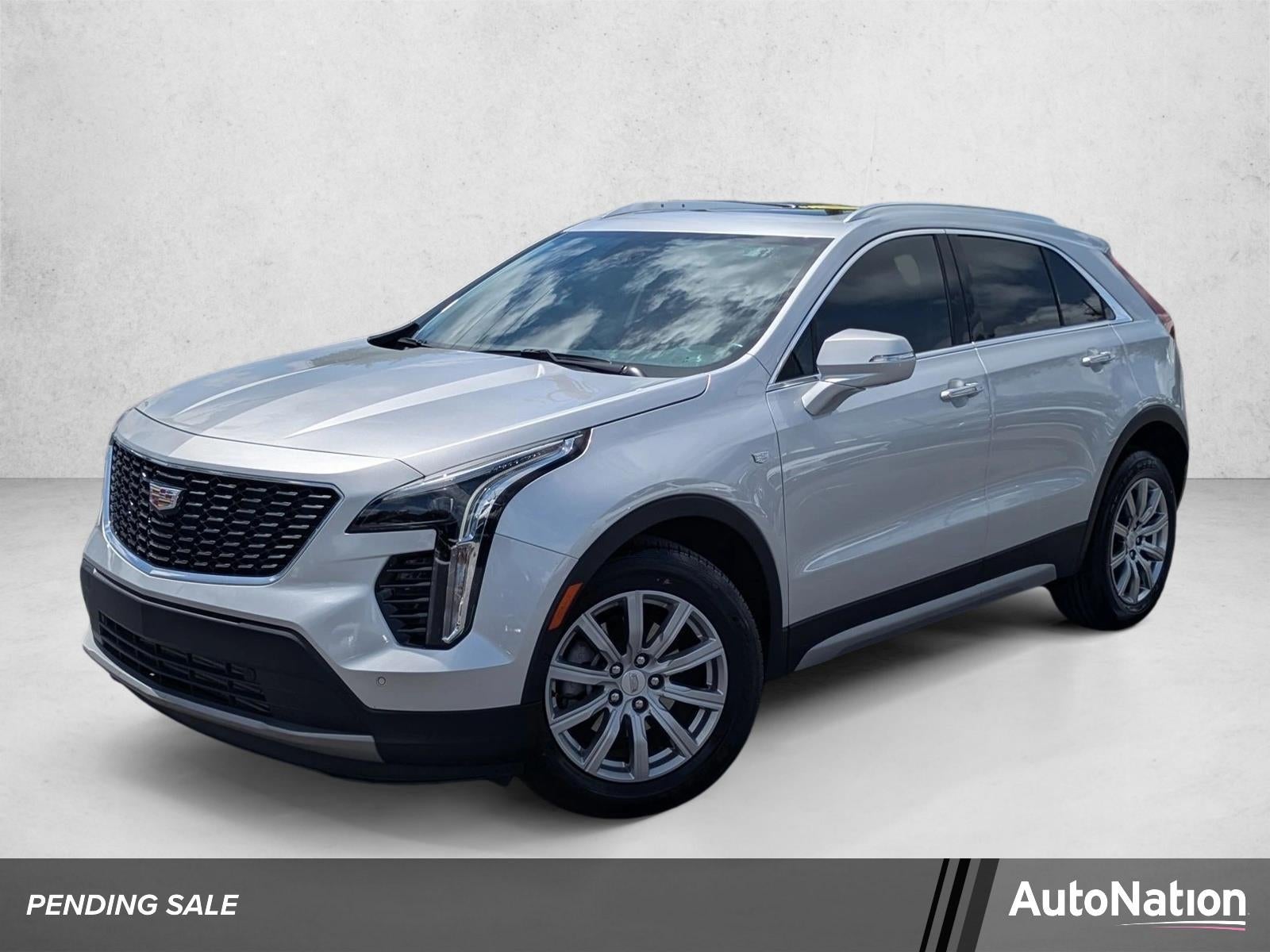 2022 Cadillac XT4 FWD 4dr Premium Luxury