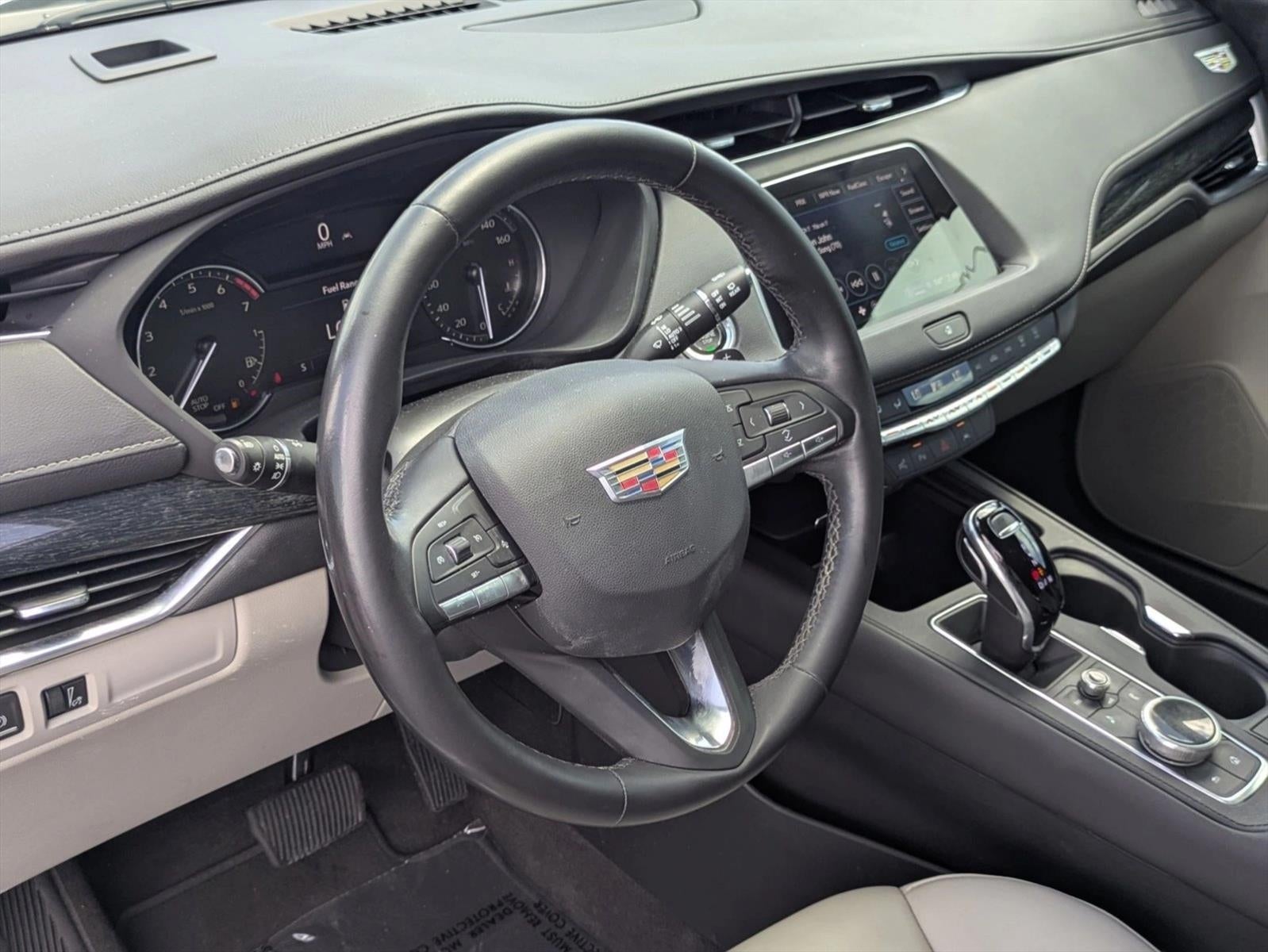2022 Cadillac XT4 FWD 4dr Premium Luxury