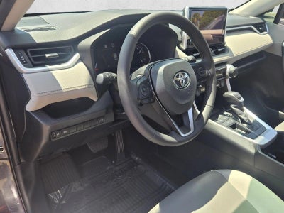 2024 Toyota RAV4 XLE Premium FWD (Natl)