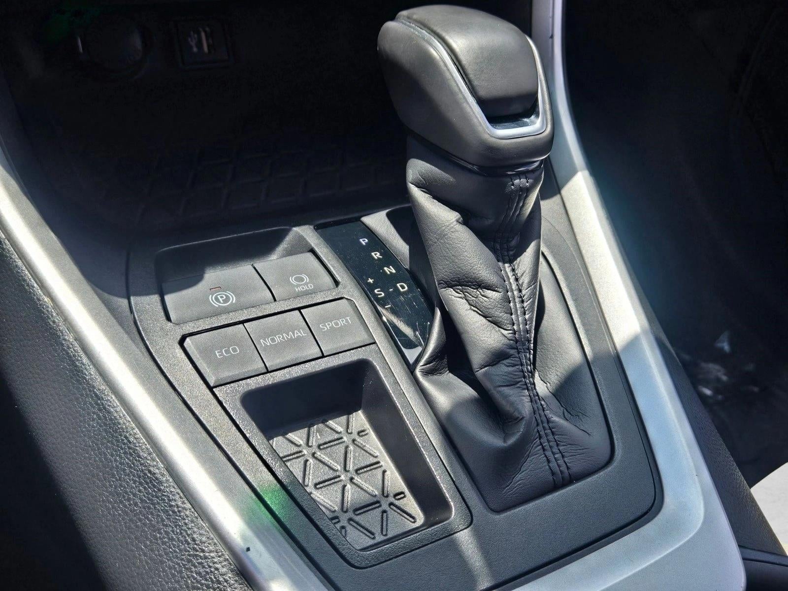 2024 Toyota RAV4 XLE Premium FWD (Natl)