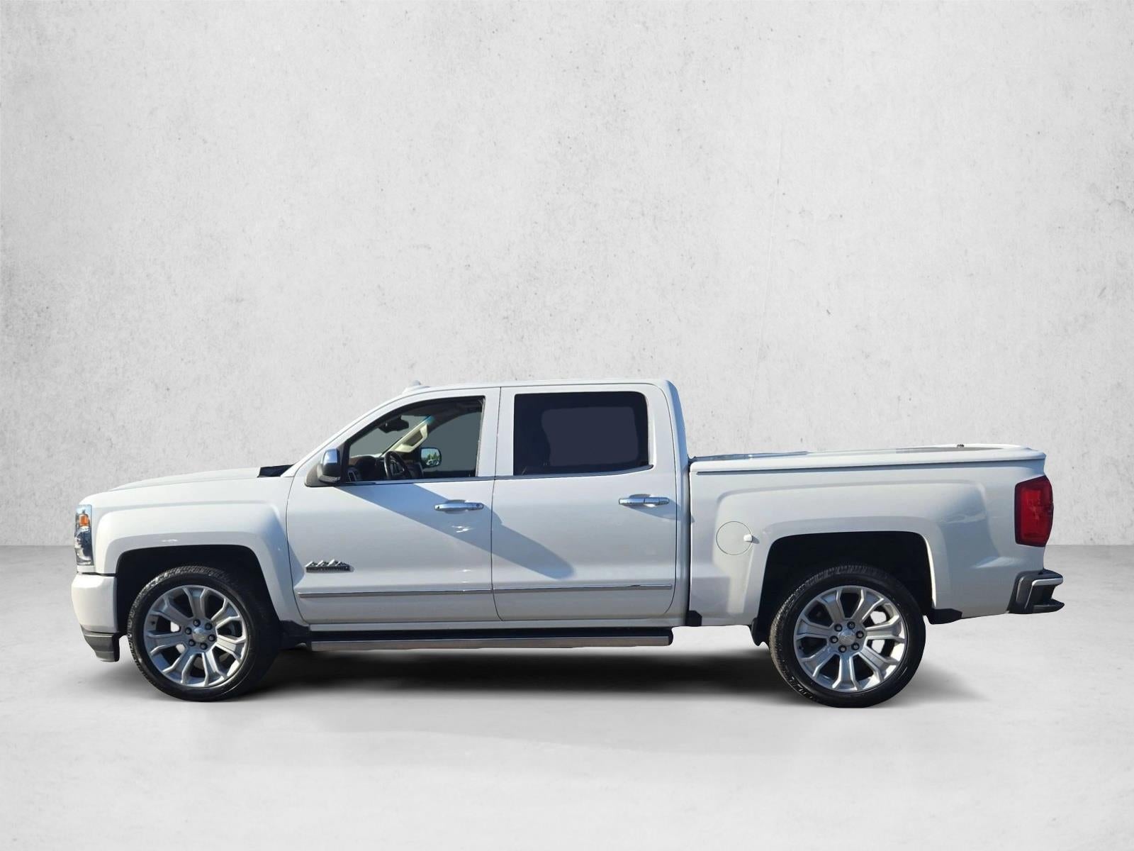 2017 Chevrolet Silverado 1500 Crew Cab Short Box 2-Wheel Drive High Country
