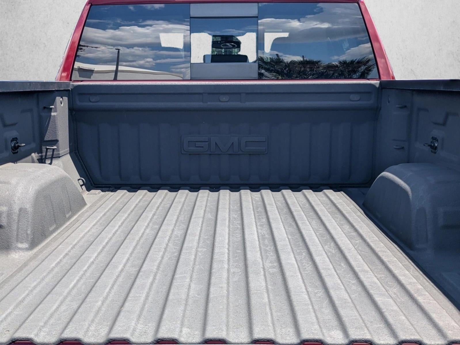 2022 GMC Sierra 1500 Limited Crew Cab Short Box 4-Wheel Drive SLT
