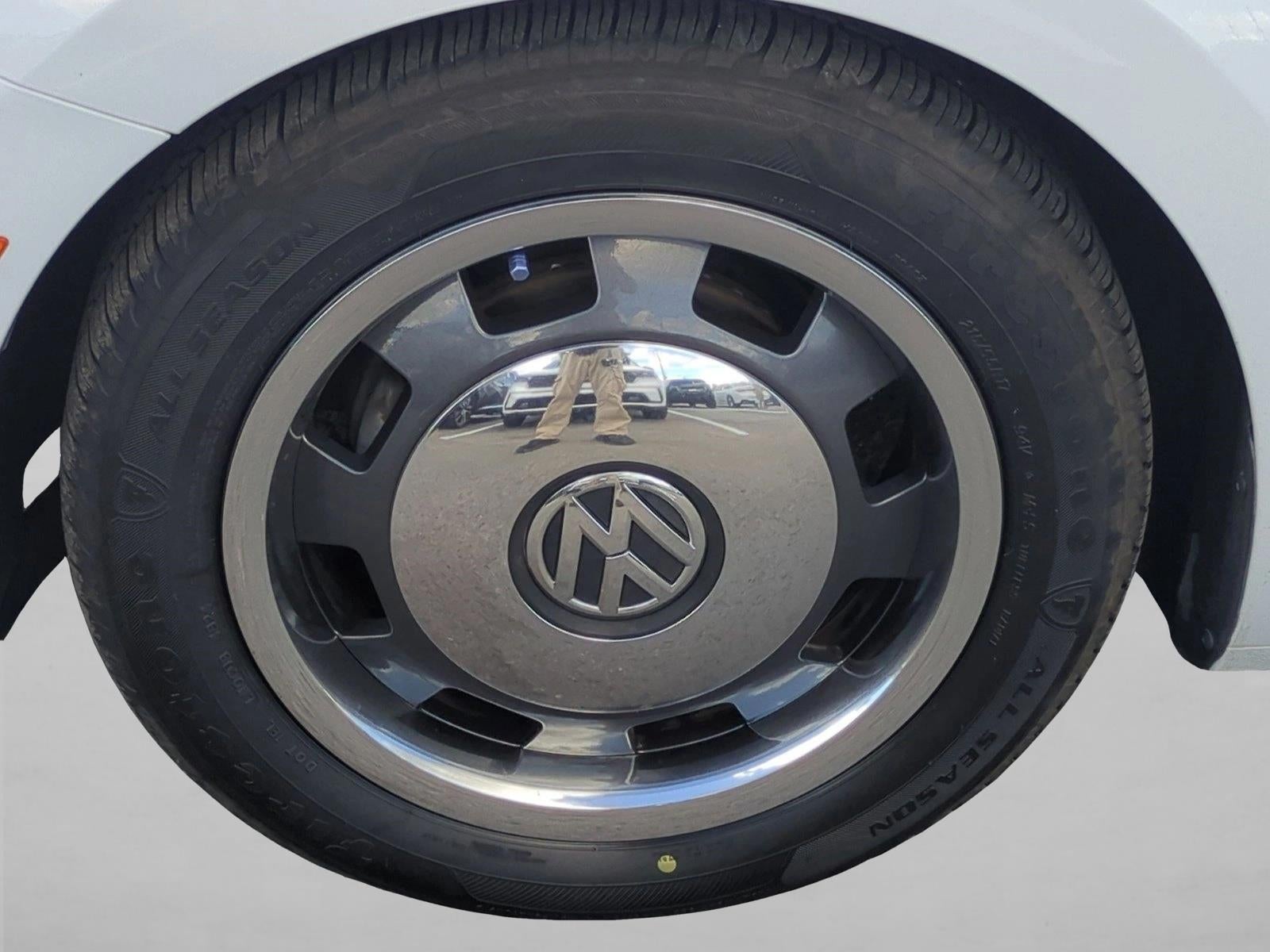 2016 Volkswagen Beetle Convertible 2dr Auto 1.8T Denim PZEV