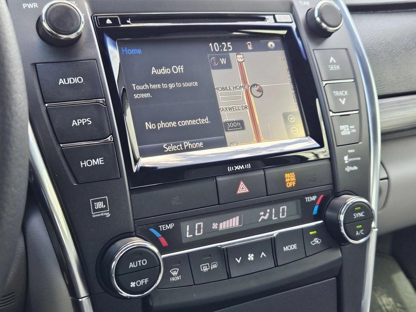 2017 Toyota Camry Hybrid XLE CVT (Natl)