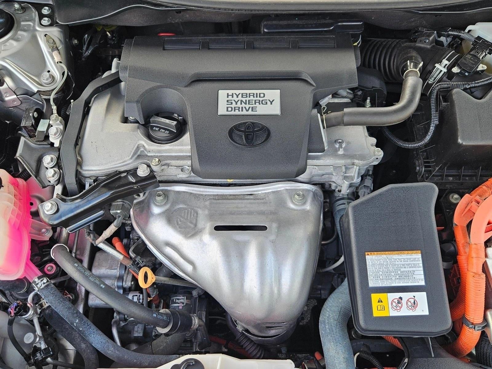 2017 Toyota Camry Hybrid XLE CVT (Natl)