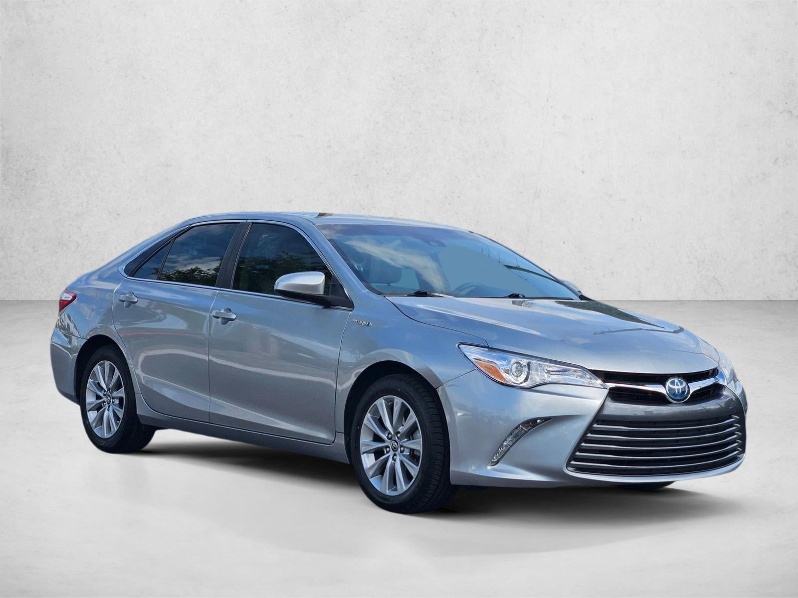 2017 Toyota Camry Hybrid XLE CVT (Natl)