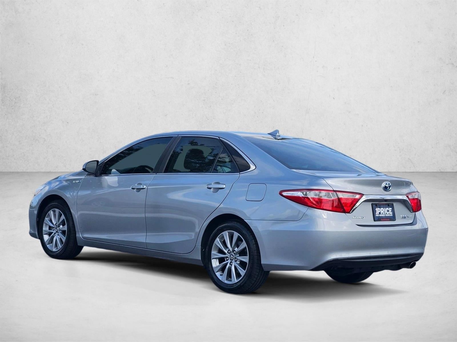2017 Toyota Camry Hybrid XLE CVT (Natl)