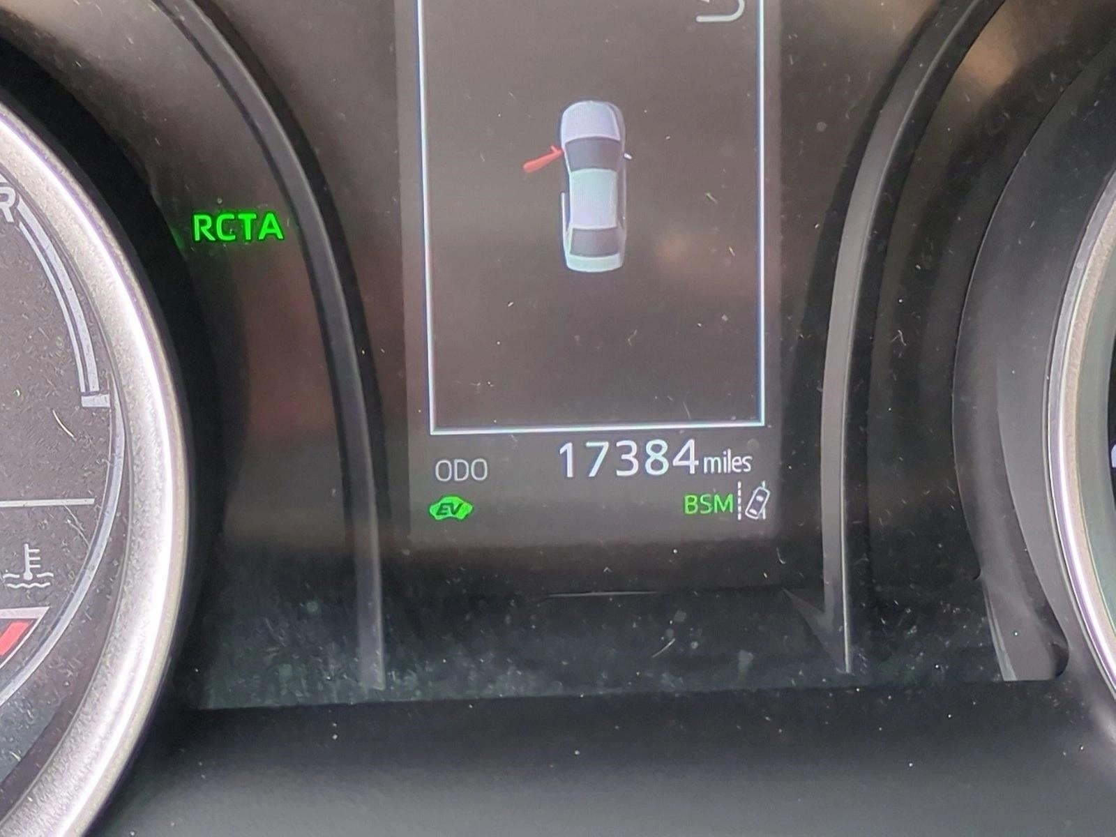 2022 Toyota Camry Hybrid LE CVT (Natl)