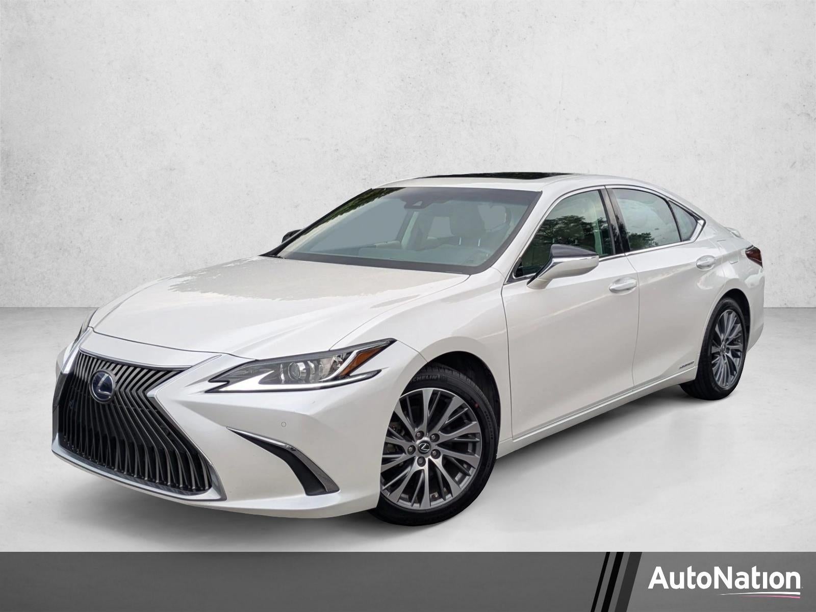 2021 Lexus ES 300h FWD