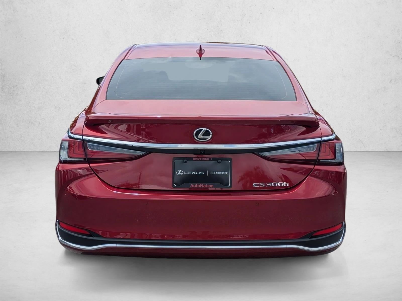 2025 Lexus ES 300h FWD