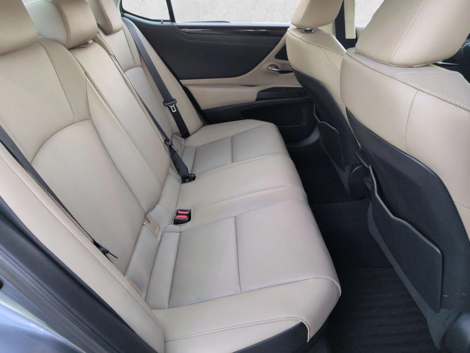 2021 Lexus ES 300h FWD
