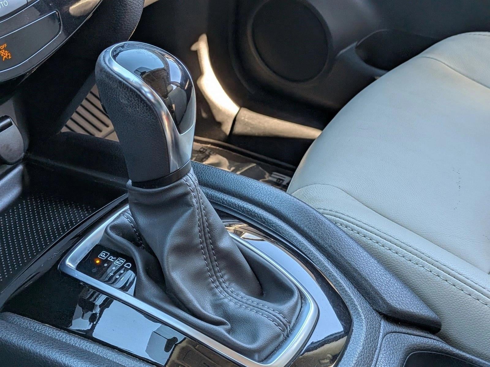 2018 Nissan Rogue FWD SV