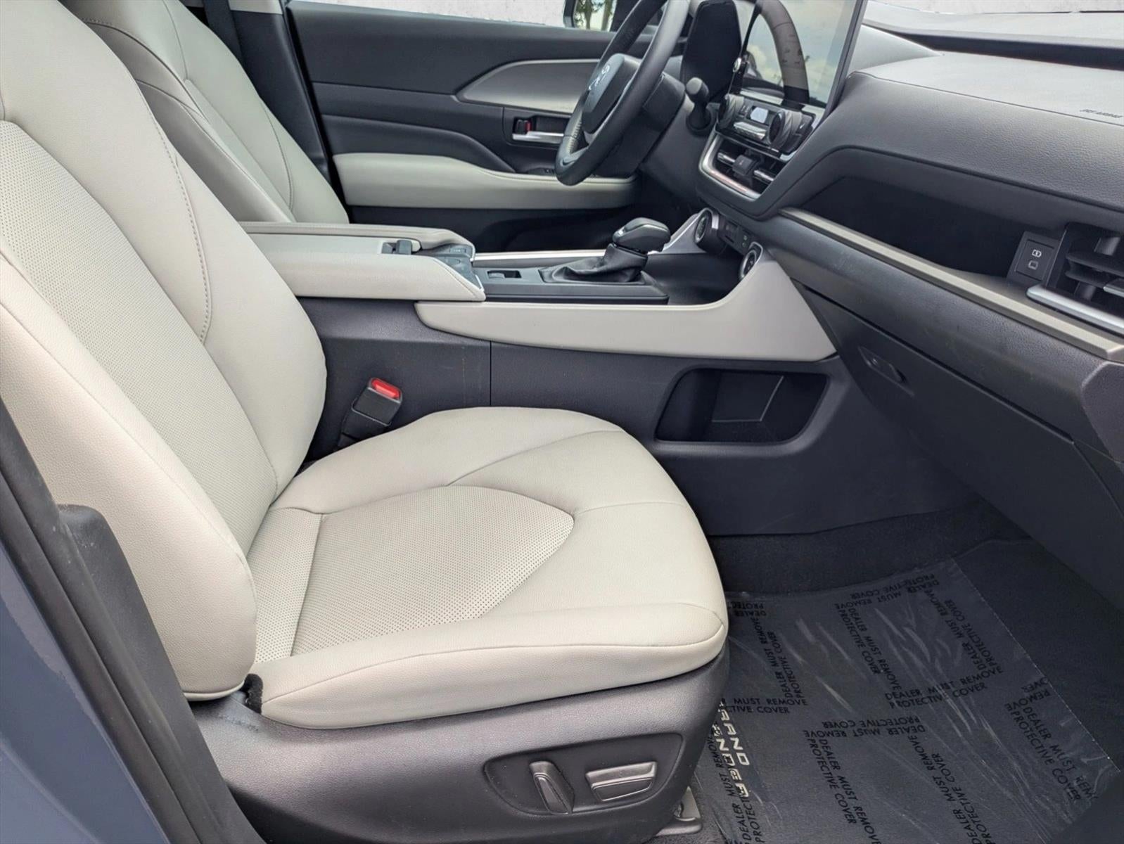 2025 Toyota Grand Highlander XLE FWD (Natl)
