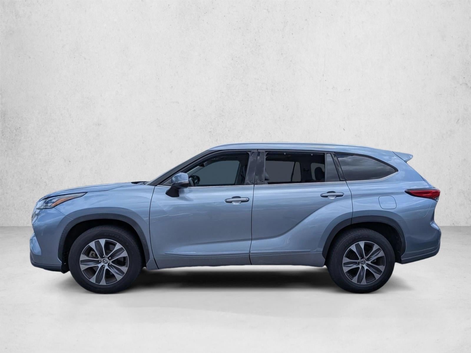 2020 Toyota Highlander XLE FWD (Natl)