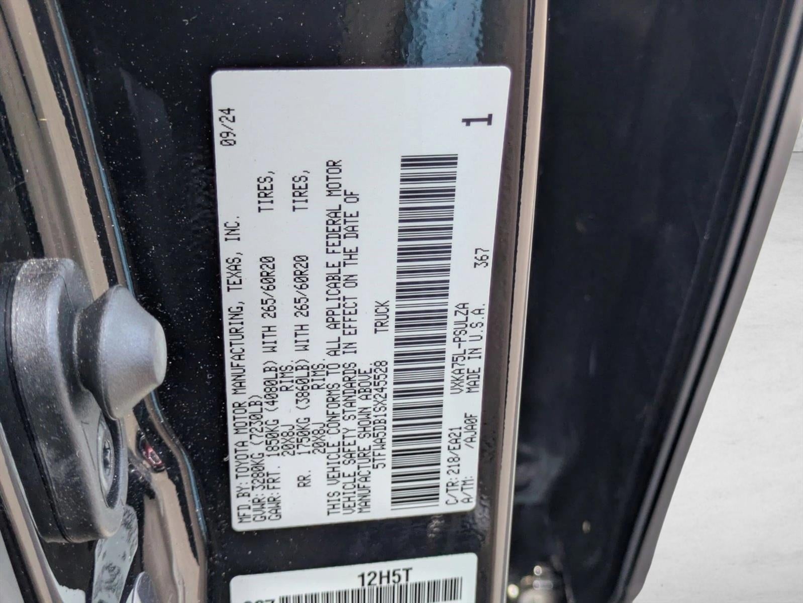 2025 Toyota Tundra 4WD 4WD Limited CrewMax 5.5' Bed (Natl)