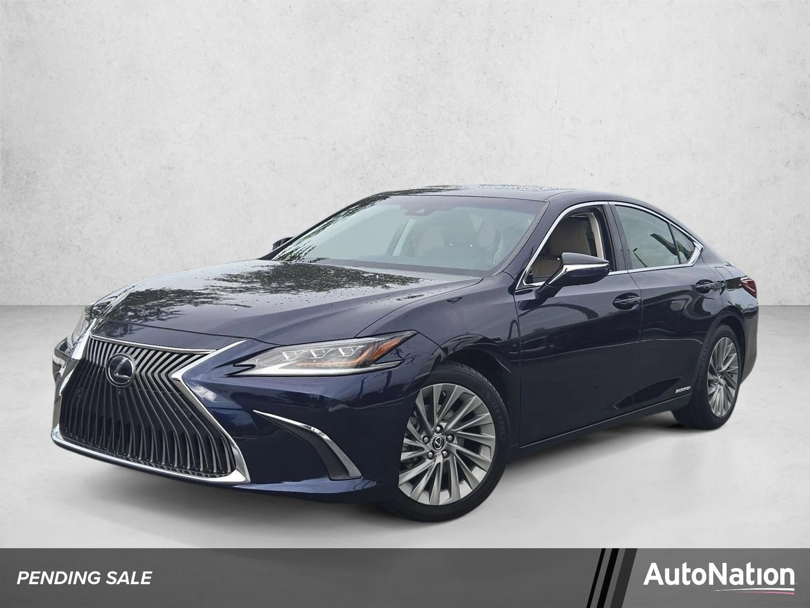 2019 Lexus ES 300h Luxury FWD