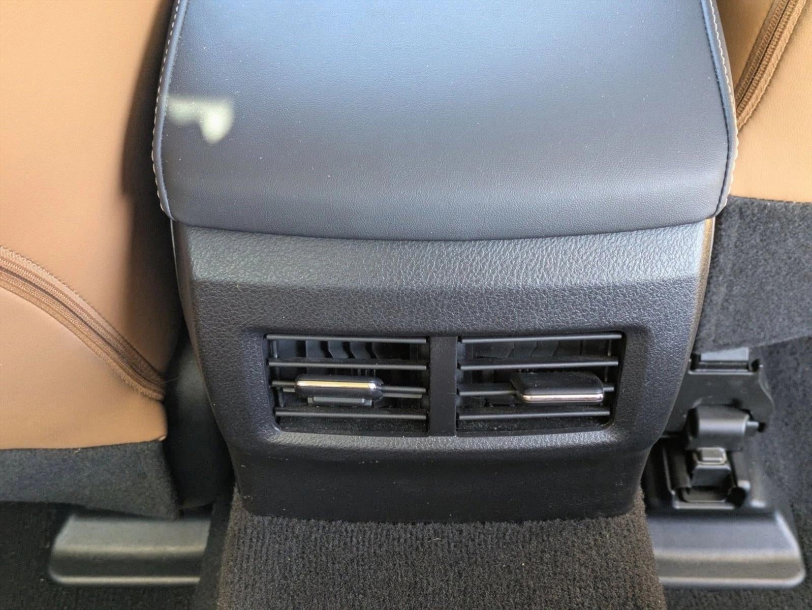 2016 Lexus IS Turbo 4dr Sdn