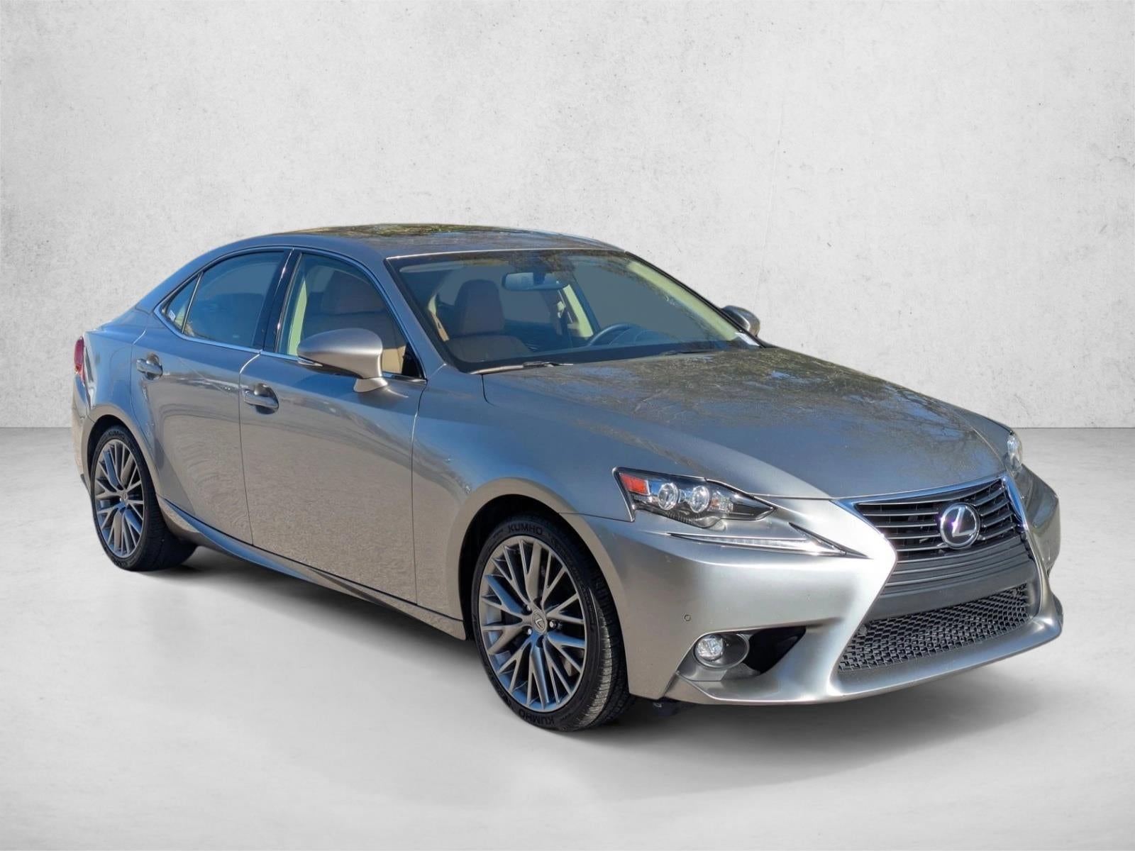 2016 Lexus IS Turbo 4dr Sdn