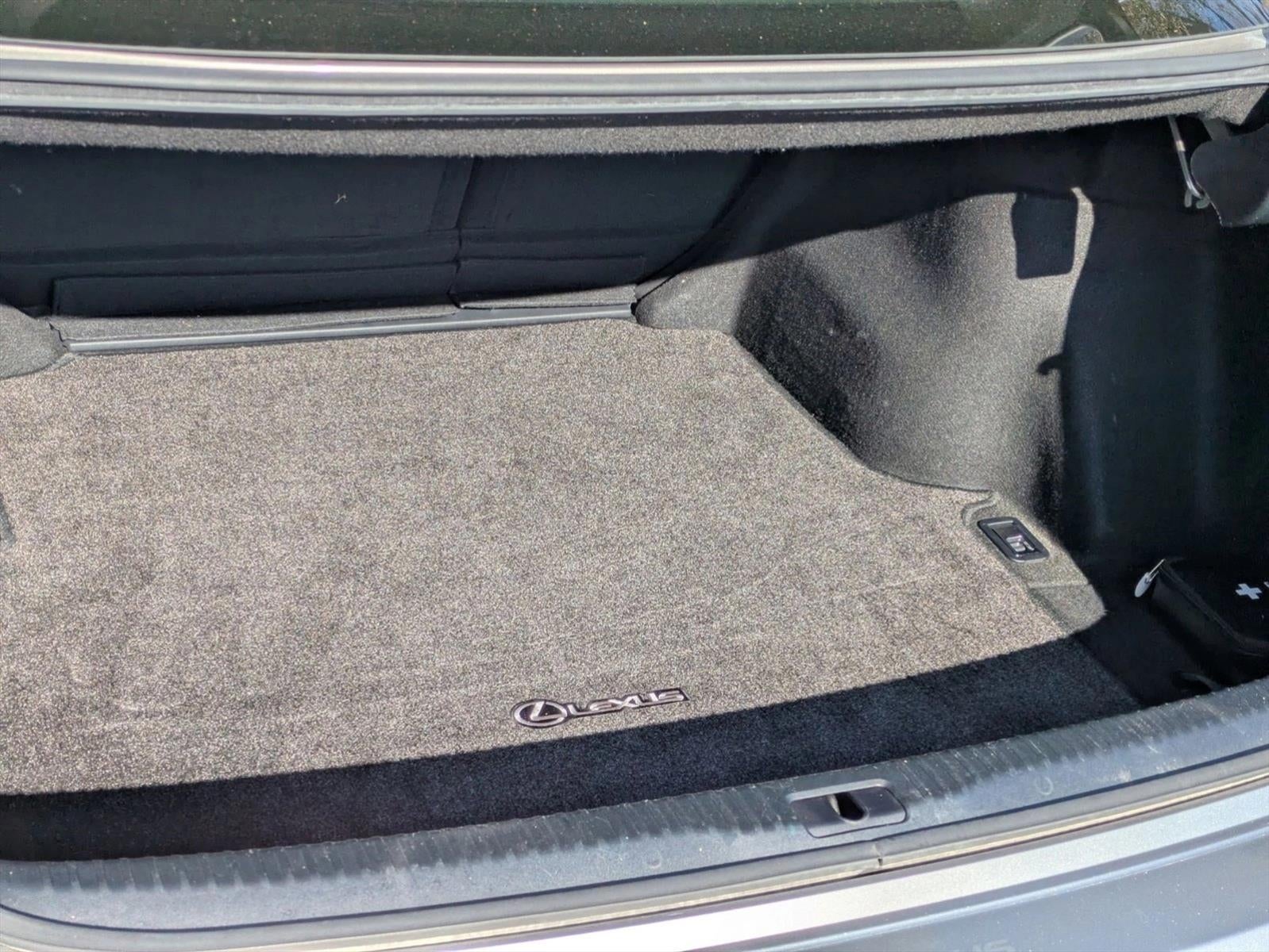 2016 Lexus IS Turbo 4dr Sdn