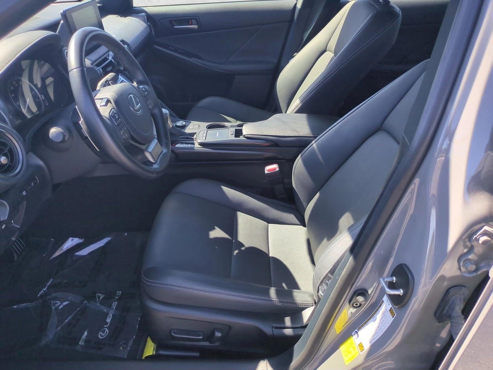 2025 Lexus IS 350 F SPORT Design RWD