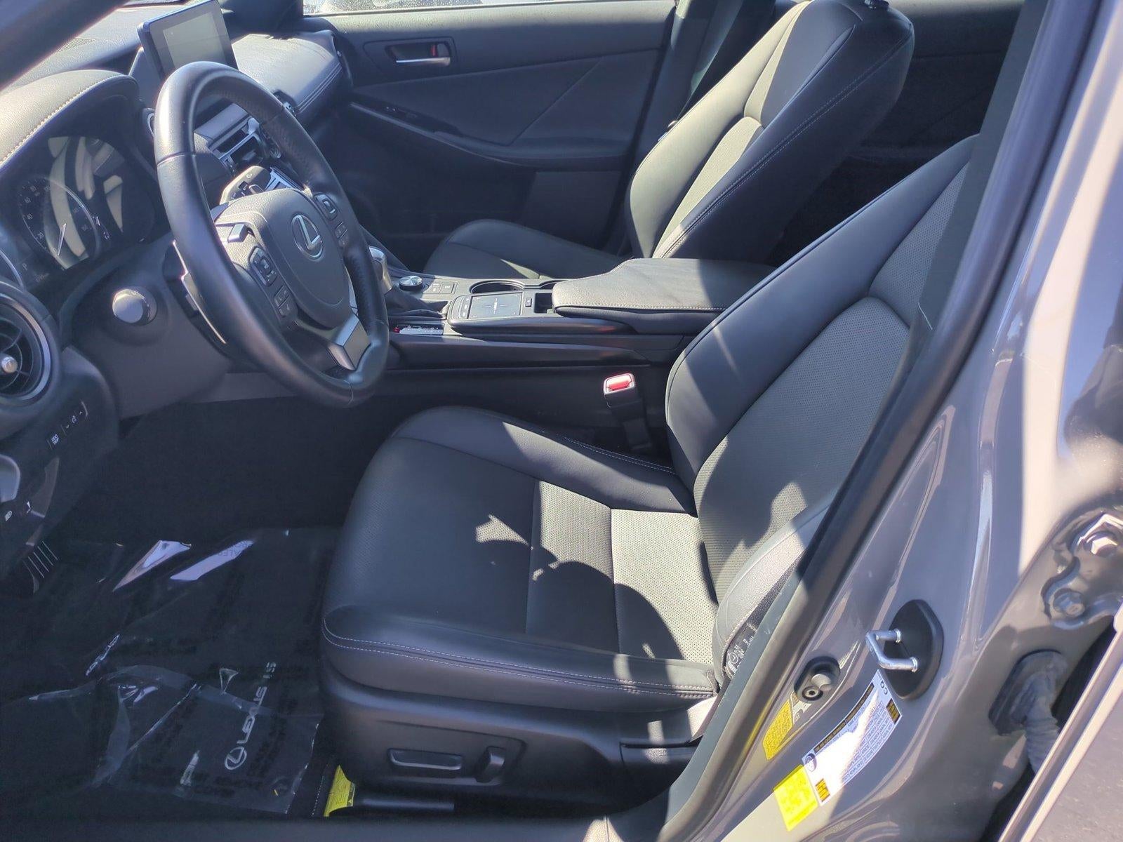 2025 Lexus IS 350 F SPORT Design RWD