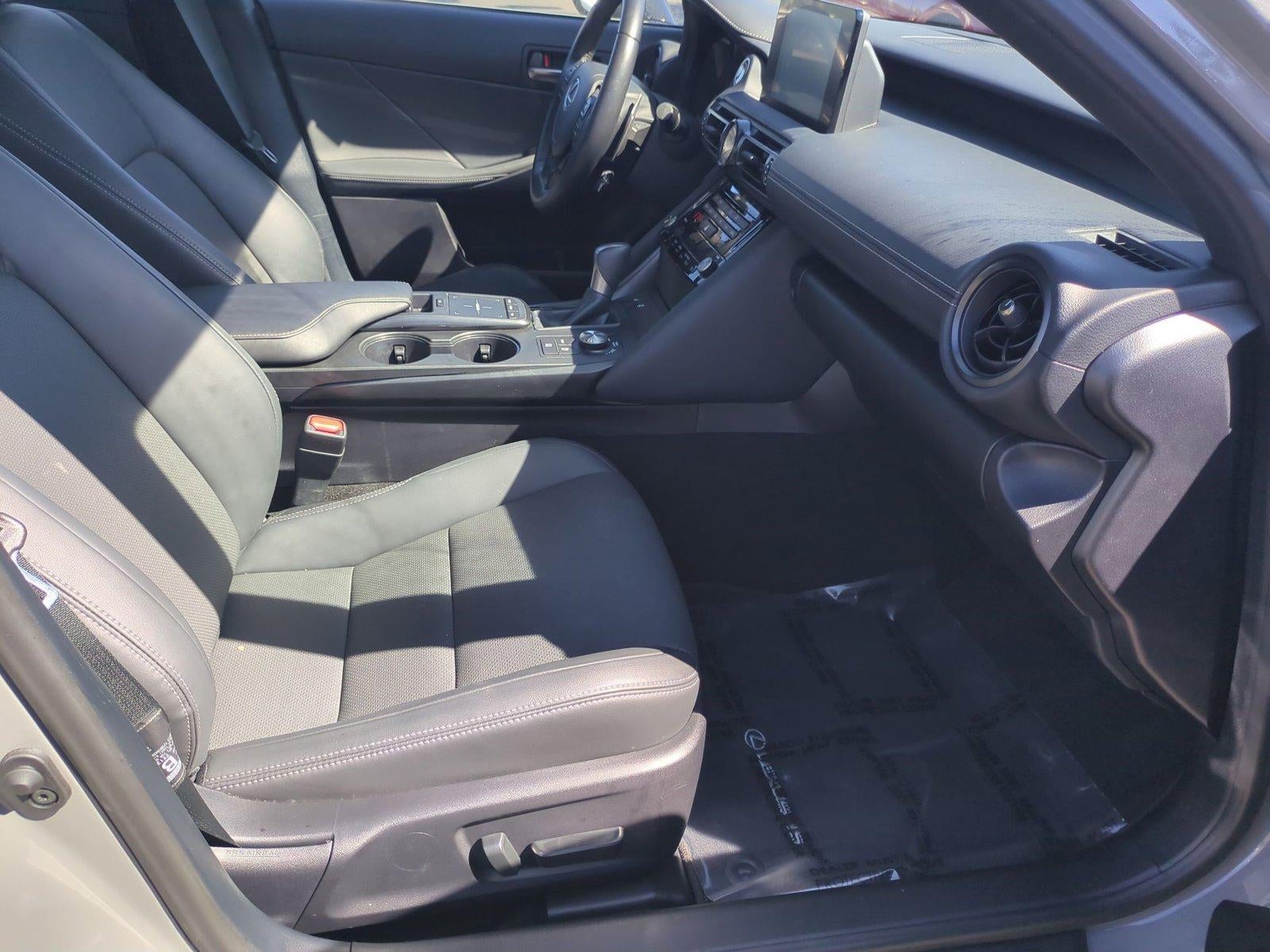 2025 Lexus IS 350 F SPORT Design RWD