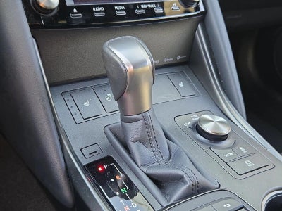 2025 Lexus IS 350 F SPORT Design RWD