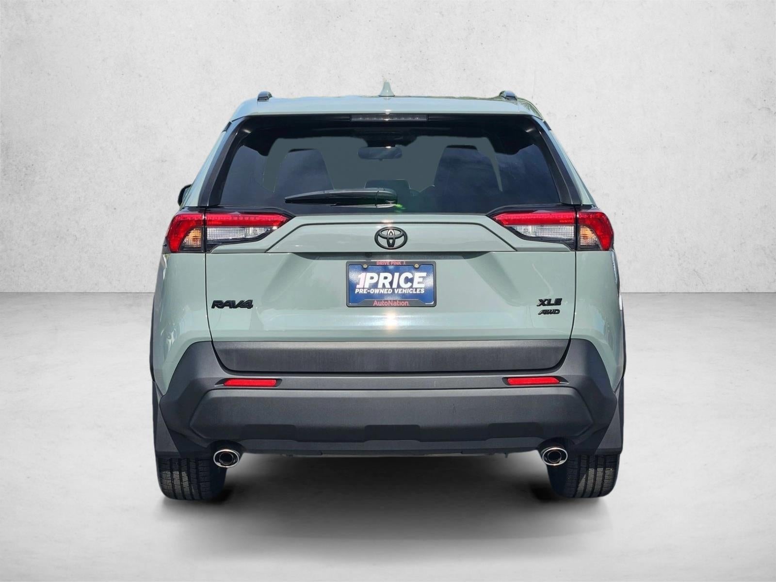 2020 Toyota RAV4 XLE Premium AWD (Natl)