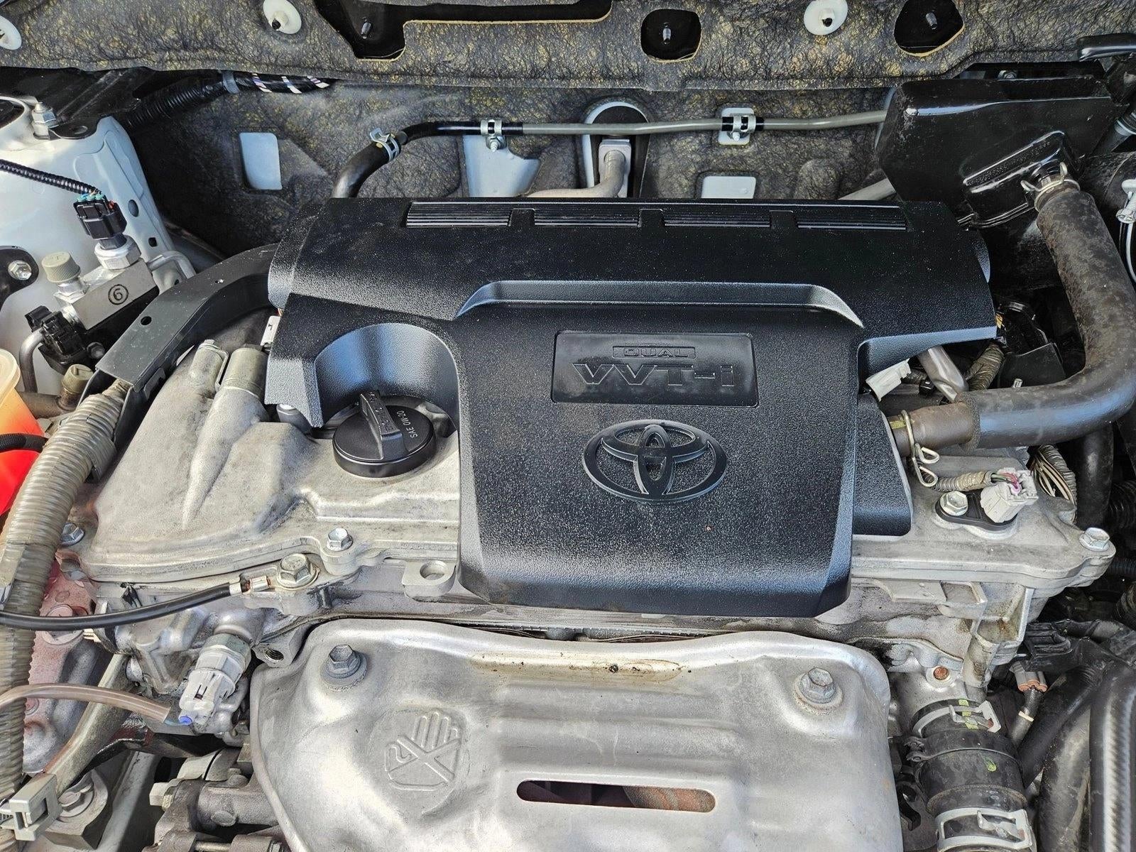 2017 Toyota RAV4 LE FWD (GS)