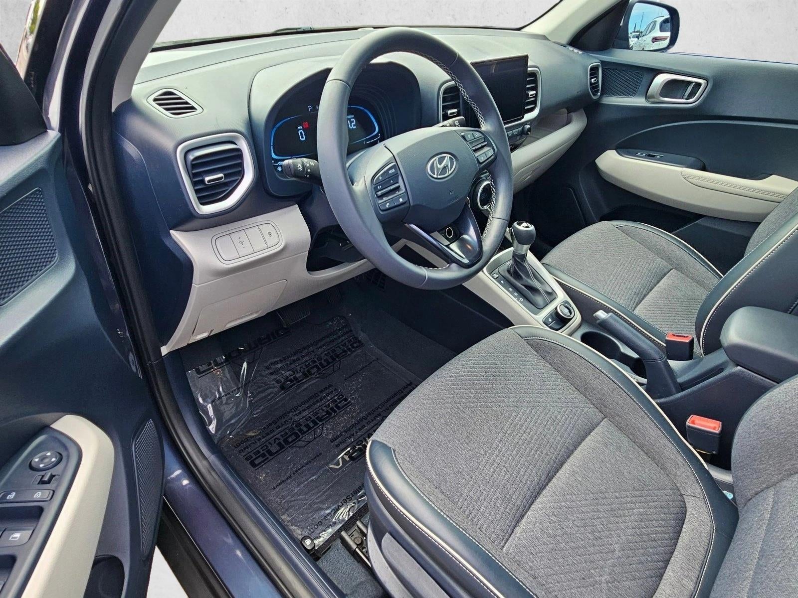 2023 Hyundai VENUE Limited IVT
