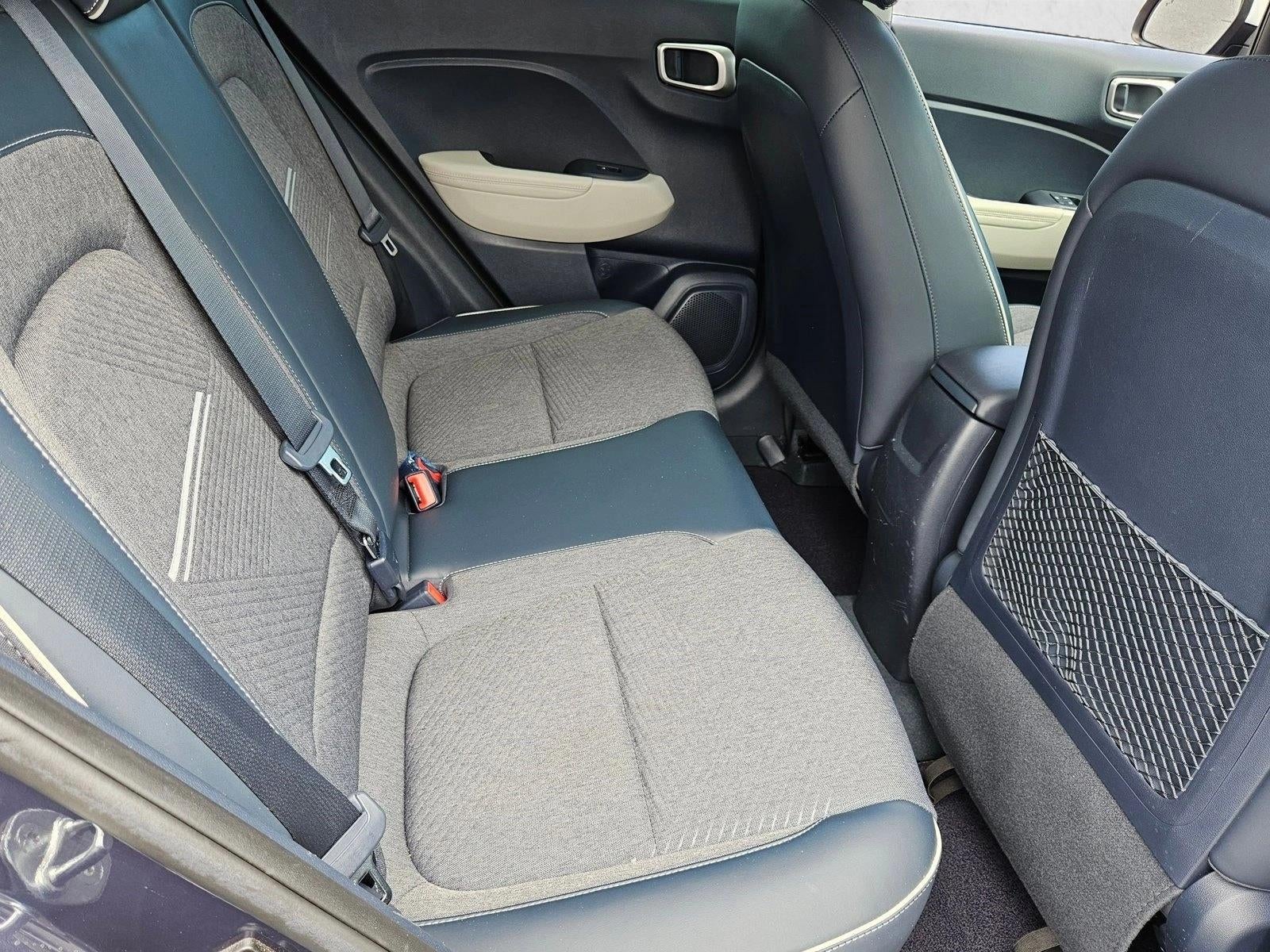 2023 Hyundai VENUE Limited IVT