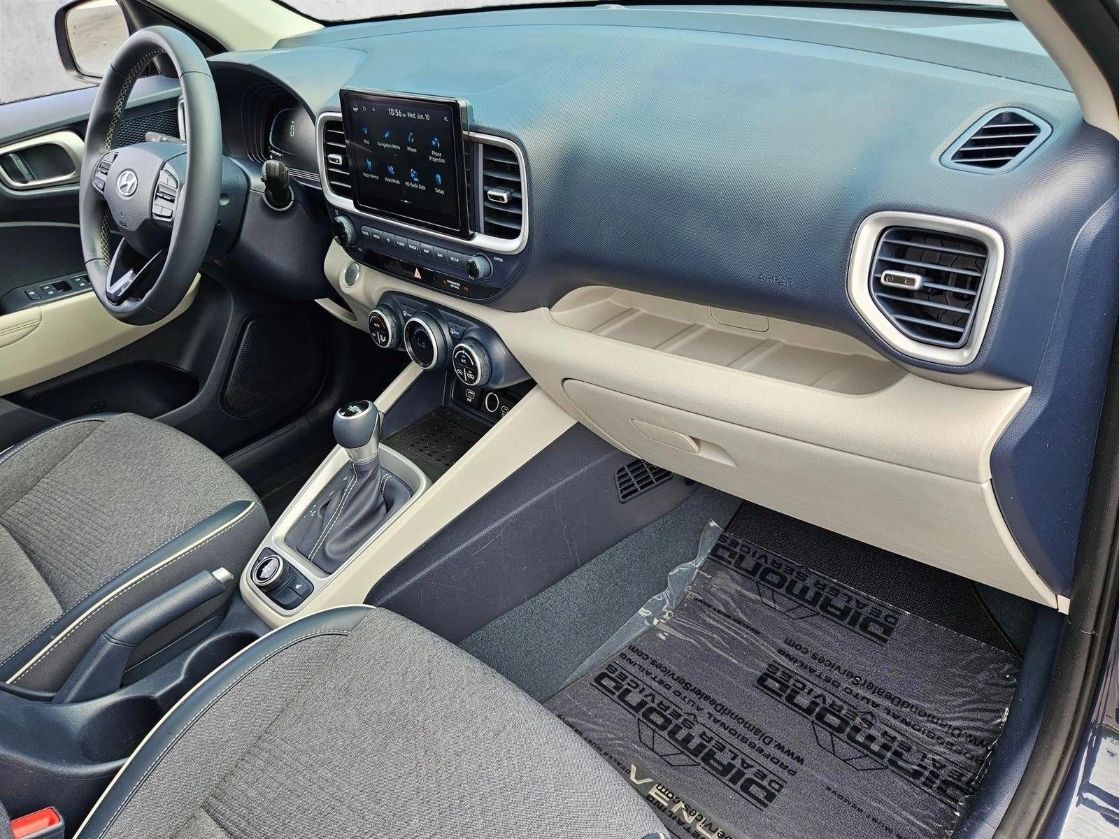 2023 Hyundai VENUE Limited IVT