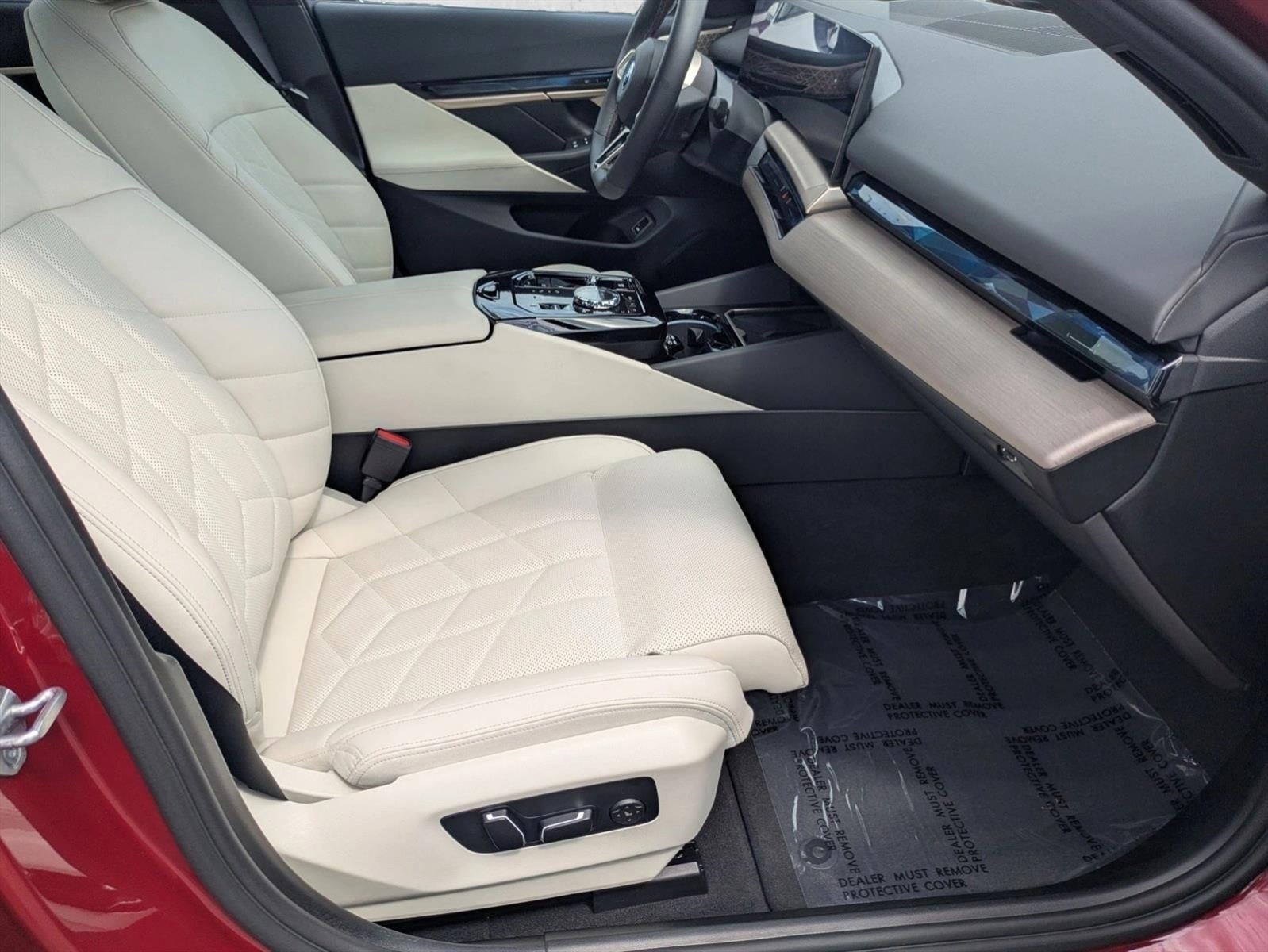 2025 BMW i5 M60 Sedan