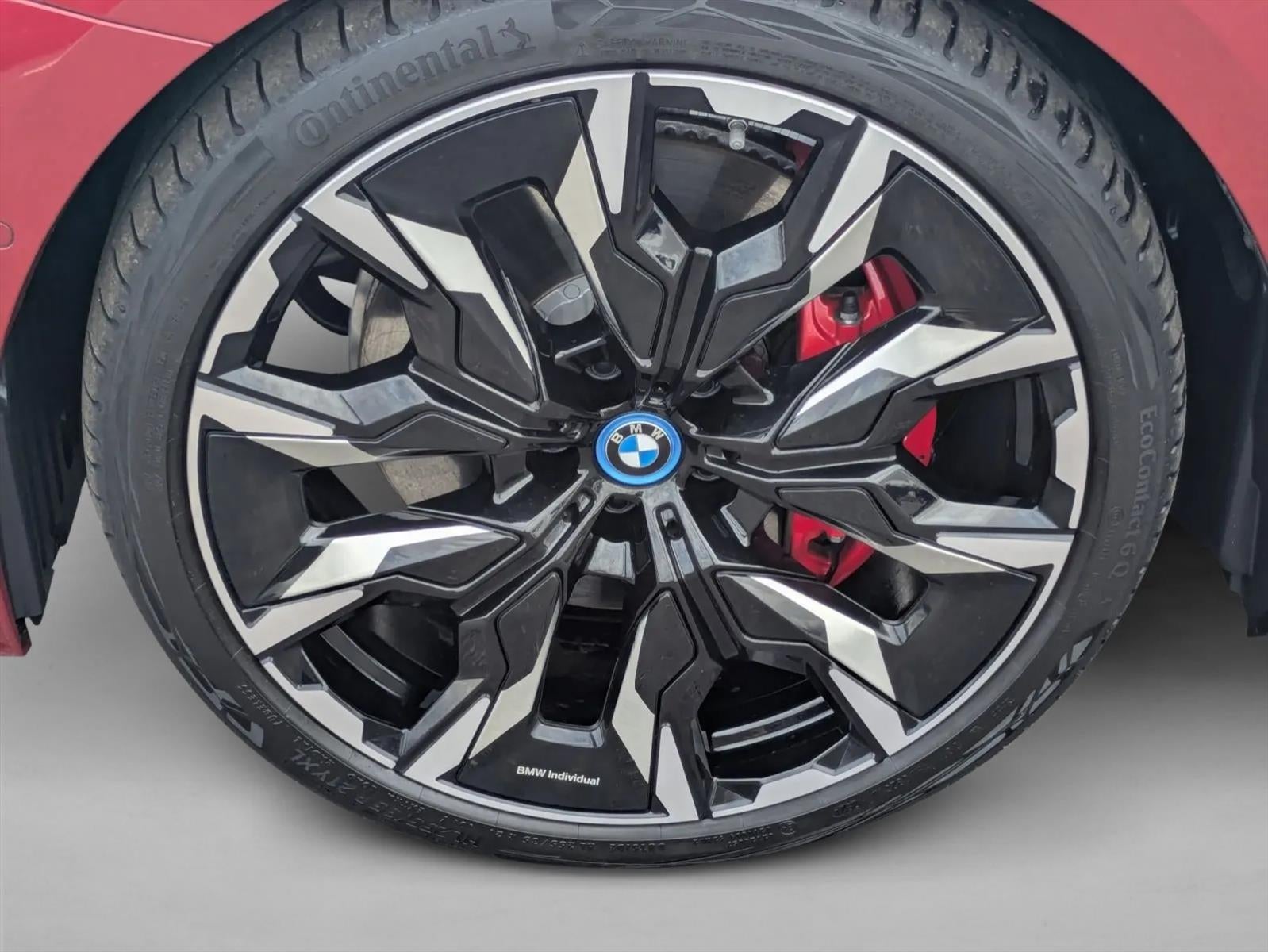 2025 BMW i5 M60 Sedan