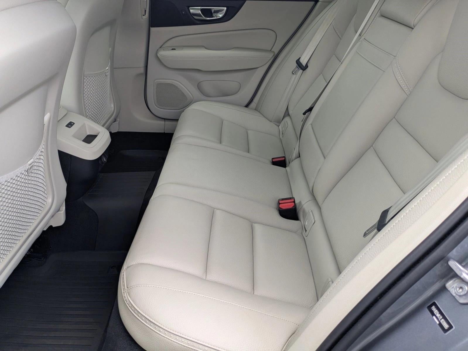 2020 Volvo V60 Cross Country T5 AWD