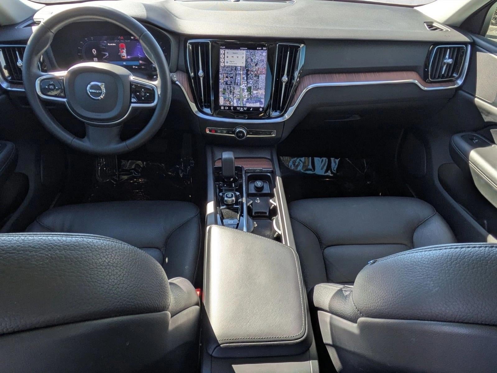 2023 Volvo V60 Cross Country B5 AWD Plus