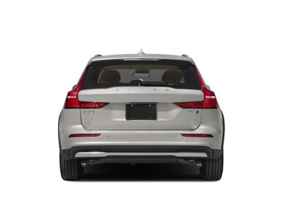 2023 Volvo V60 Cross Country B5 AWD Plus