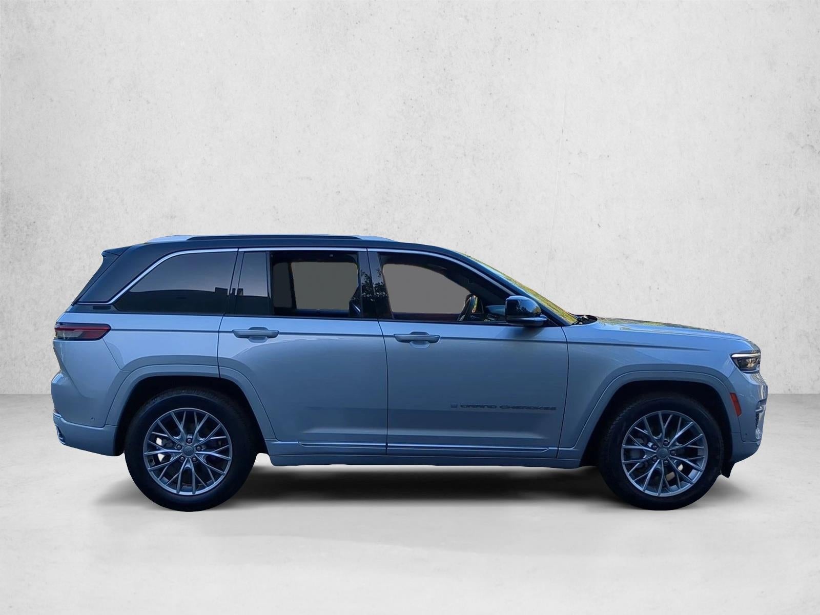 2022 Jeep Grand Cherokee Summit 4x4