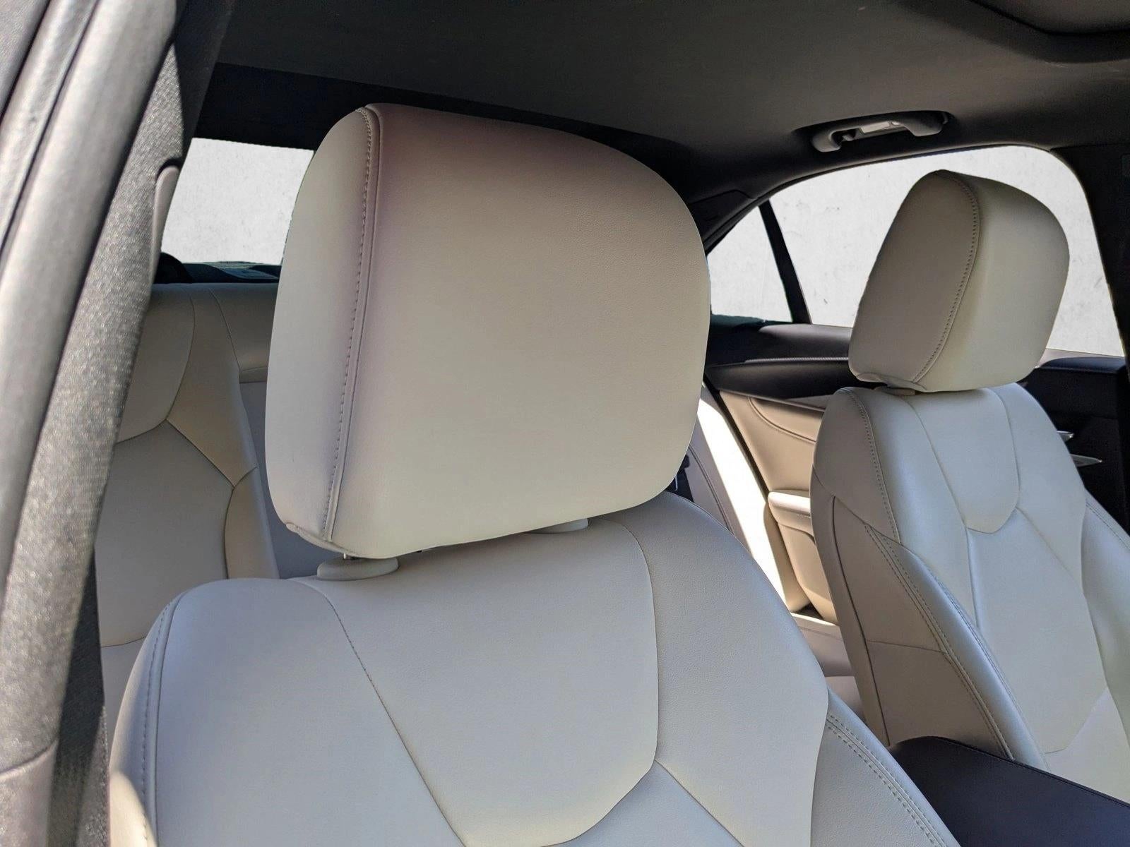 2022 Cadillac CT4 4dr Sdn Luxury