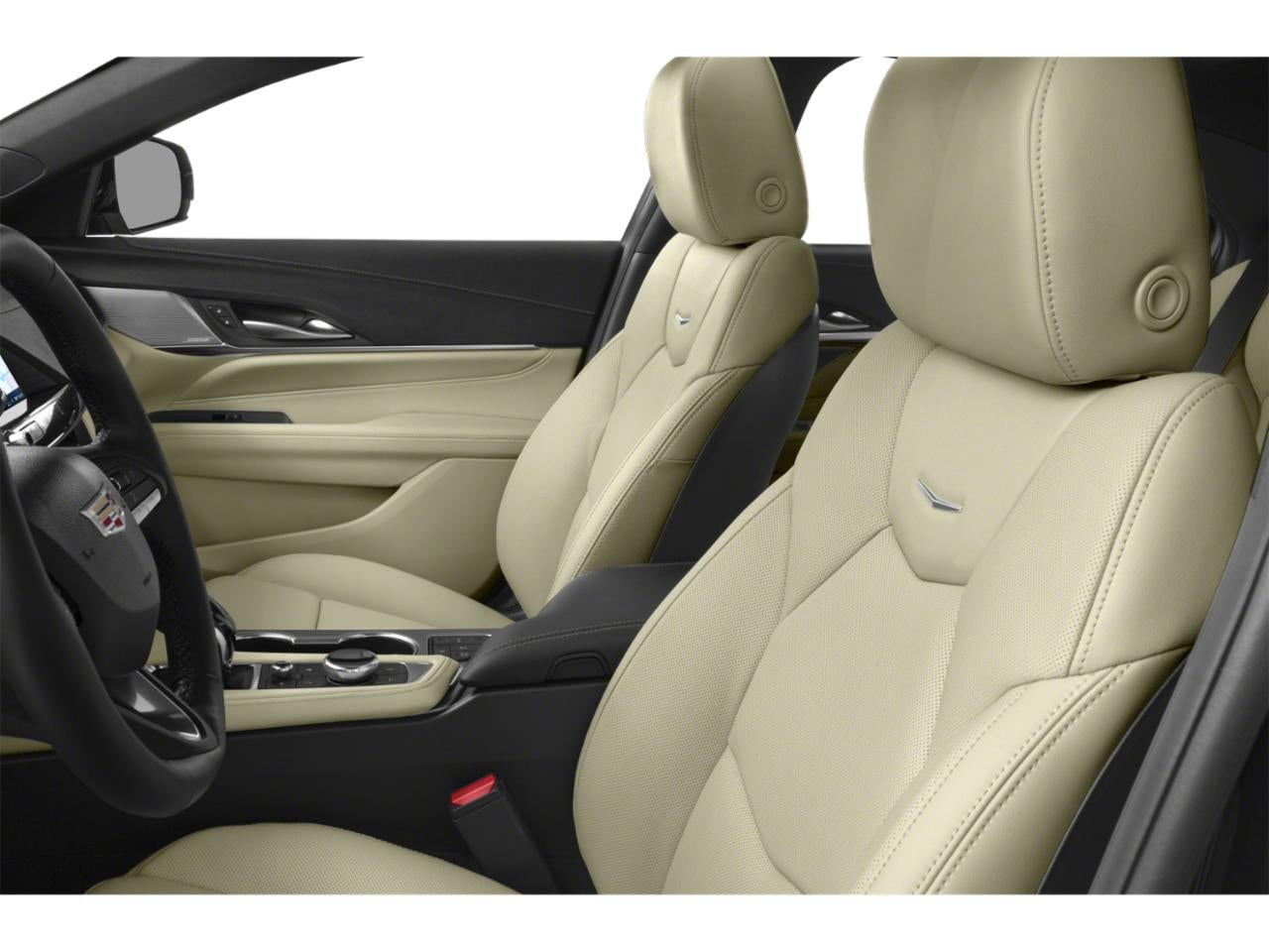 2022 Cadillac CT4 4dr Sdn Luxury