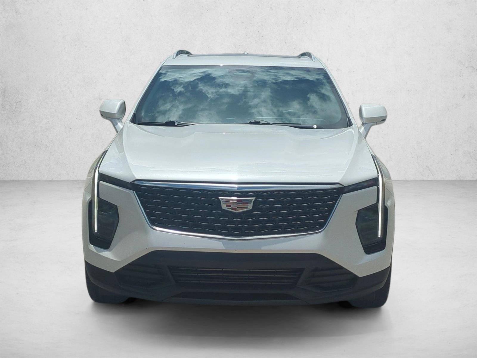 2024 Cadillac XT4 FWD 4dr Luxury