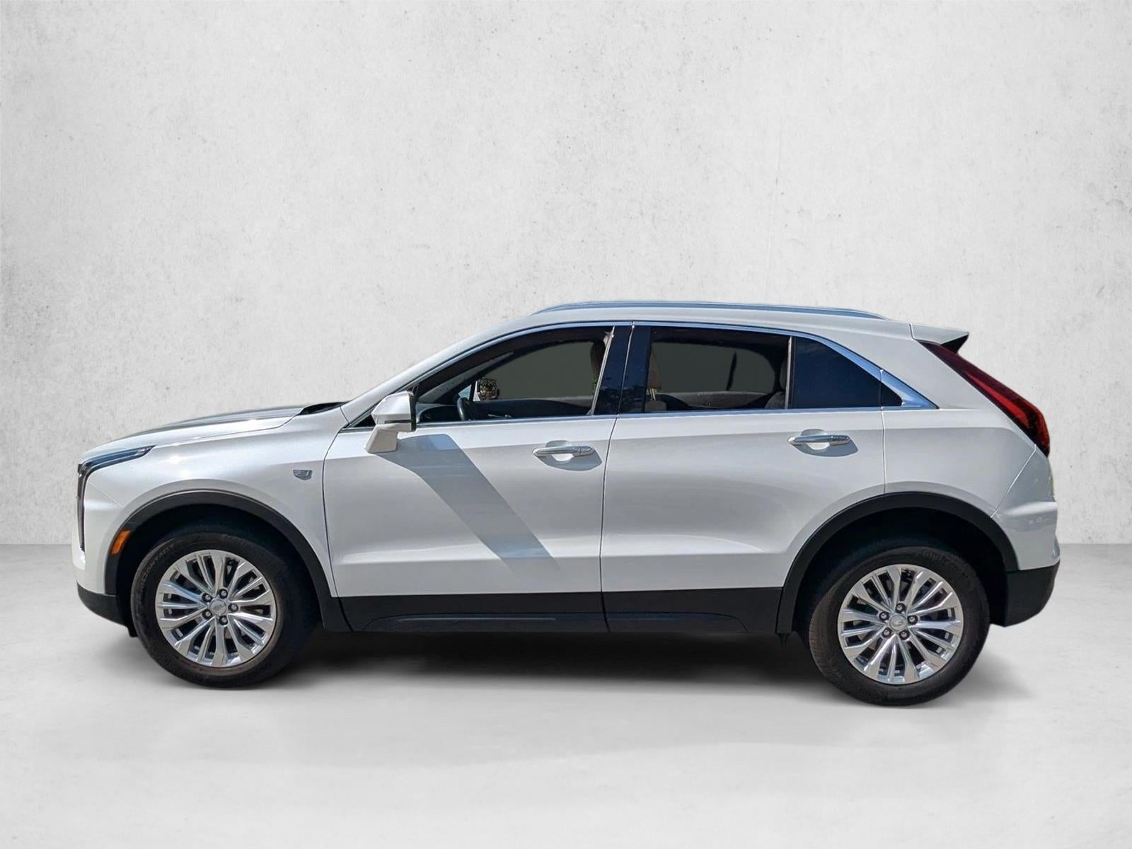 2024 Cadillac XT4 FWD 4dr Luxury