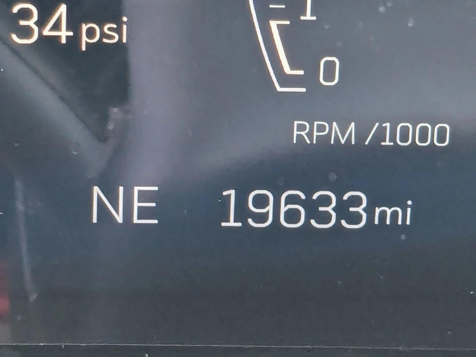 2024 Cadillac XT4 FWD 4dr Luxury