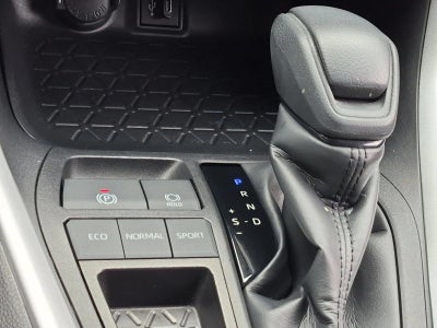 2024 Toyota RAV4 LE FWD (GS)