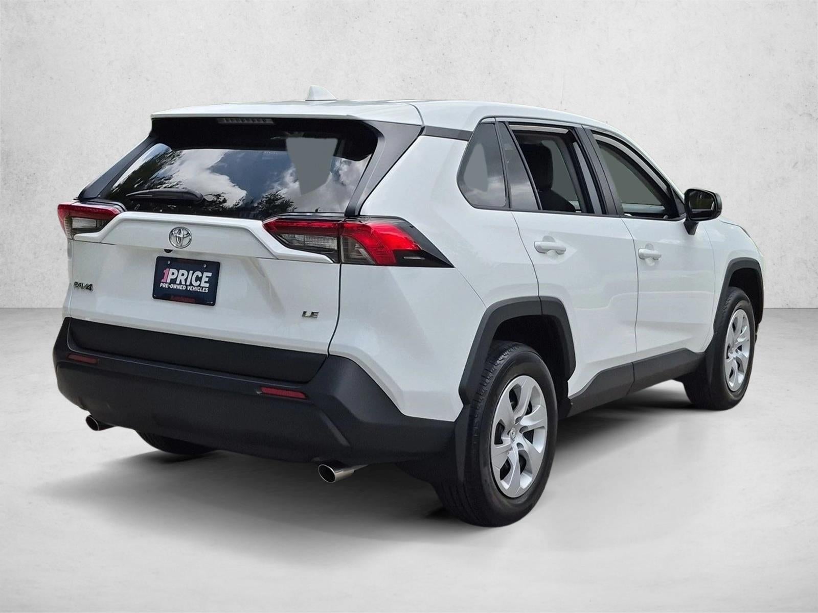 2024 Toyota RAV4 LE FWD (GS)